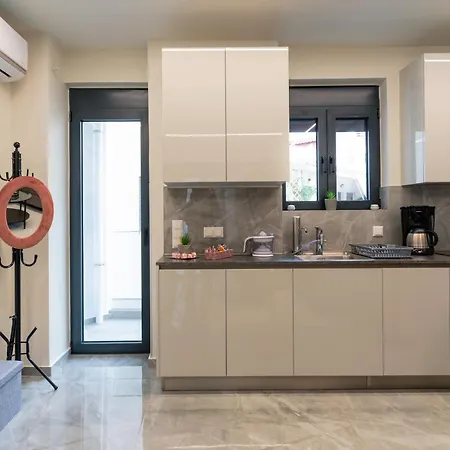 Olina's Luxury * Tríkala