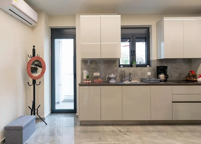 Olina's Luxury * Tríkala